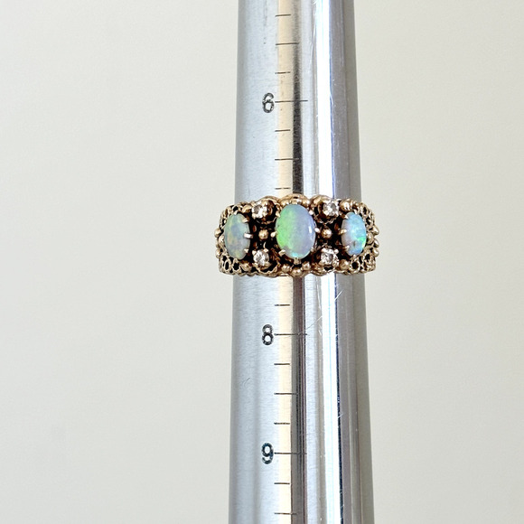 Vintage 14K Yellow Gold Three Stone Opal & Diamonds Filigree Band Ring Size 7.25 - Picture 8 of 16